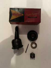 NOS Mopar Lower Ball Joints 1960 To 1966 Imperial 1960-2 Chrysler #2084253