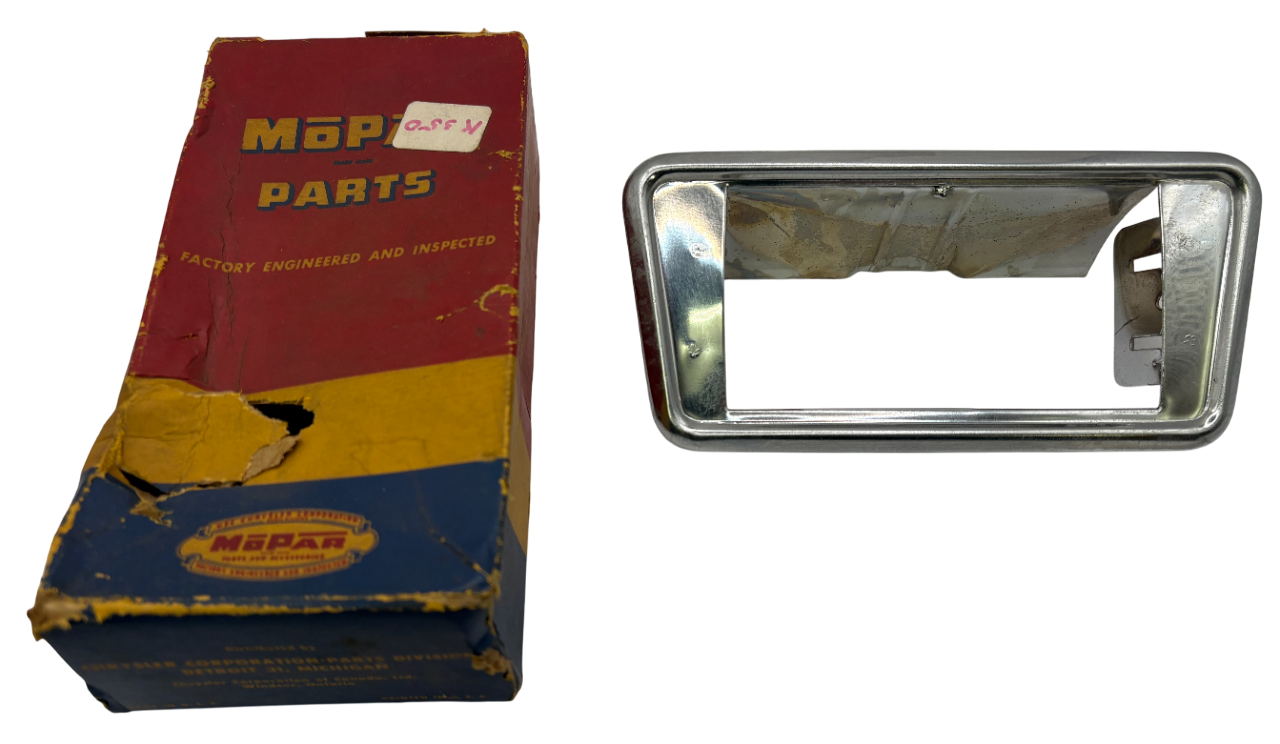 New Old Stock Front Seat Ash Tray Retainer for 1957-59 Dodge/Plymouth #1775047