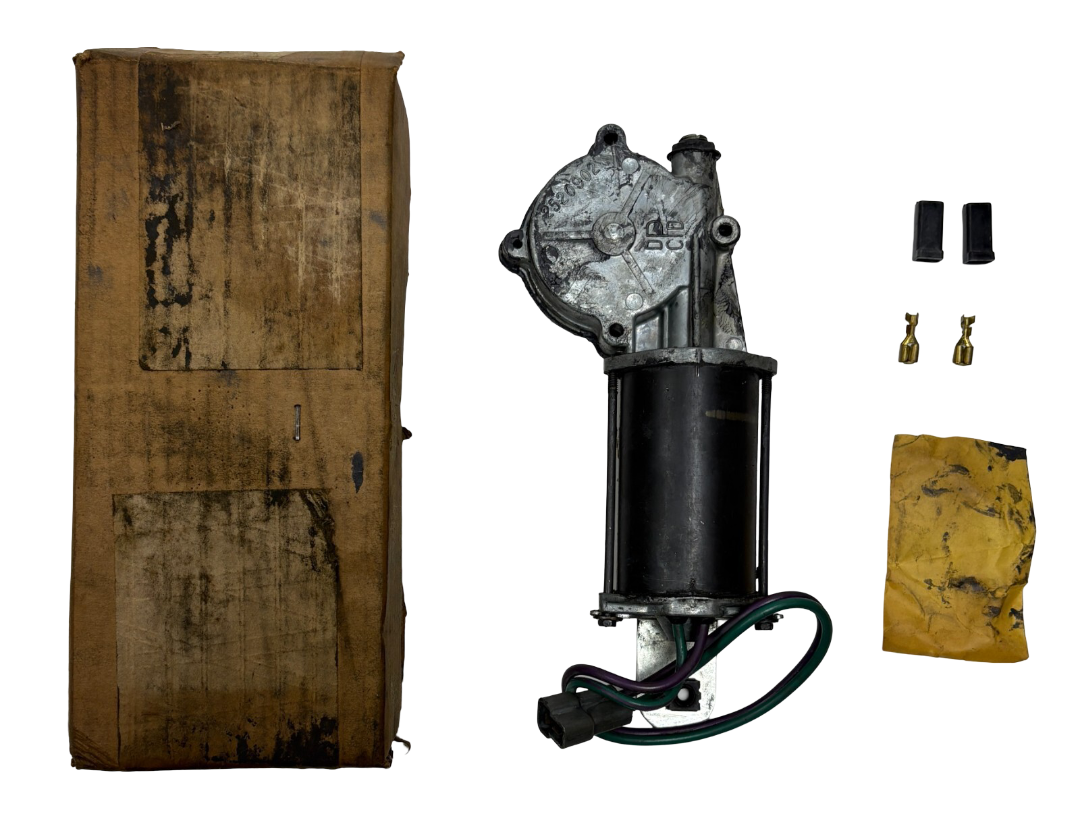 New Old Stock Right Quarter Window Motor for 1970 2 Door Models Mopar #3004126