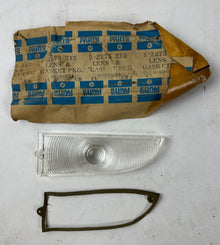 NOS Mopar Right Park Lens 1960-2 Plymouth Valiant 1962 Savoy Belvedere #2275212