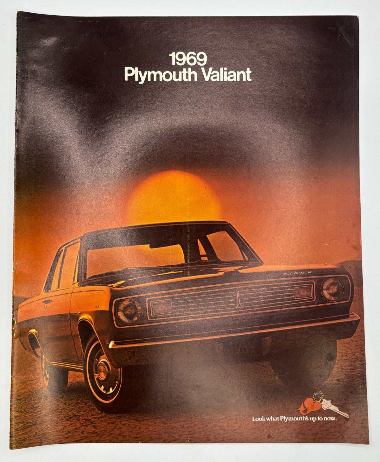 Original 1969 Plymouth Valiant Sales Brochure 81-505-9024