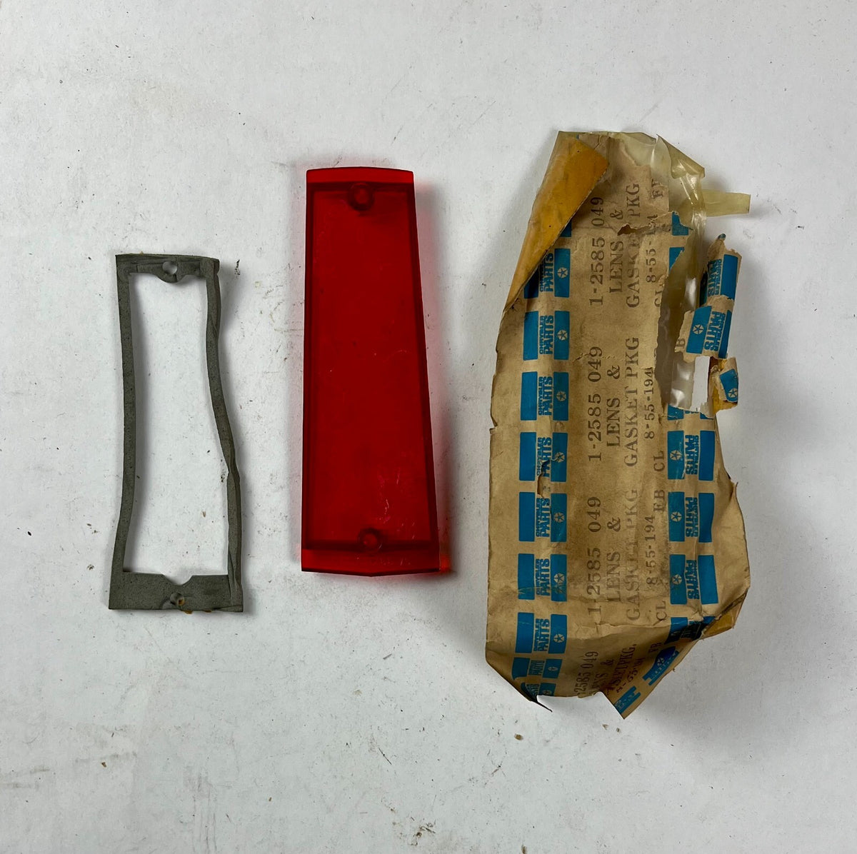 NOS Mopar Left Tail Lens 1966 Valiant Station Wagon Models #2585049 ...
