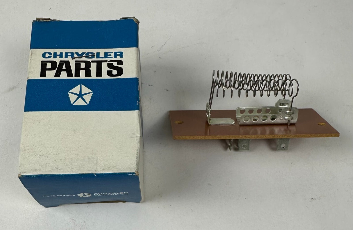 New Old Stock Heater Blower Motor Resistor for 1971-74 B Bodies Mopar #3441822