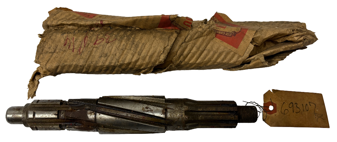 New Old Stock Transmission Main Shaft for 1939 Models Mopar #693107