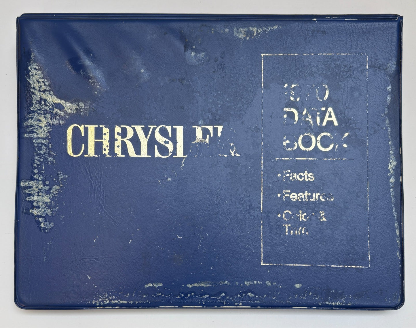 Original 1970 Chrysler "1970 Data Book Facts, Features, Color & Trim"
