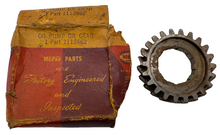 New Old Stock Transmission Oil Pump Drive Gear for 1946-48 #1112462