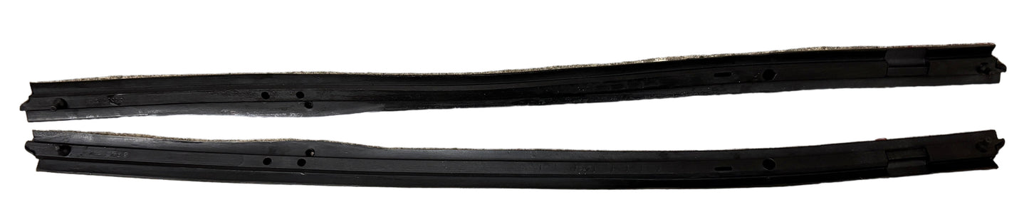 Front Vent Window Rubber Pair